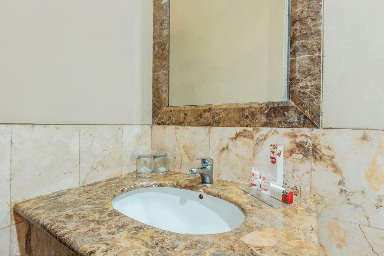 Capital O 534 Sriwijaya Hotel Jakarta Extérieur photo