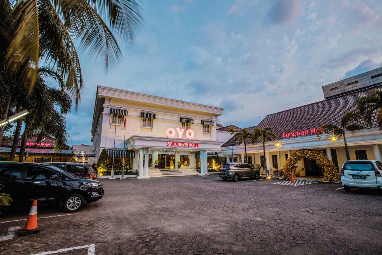 Capital O 534 Sriwijaya Hotel Jakarta Extérieur photo