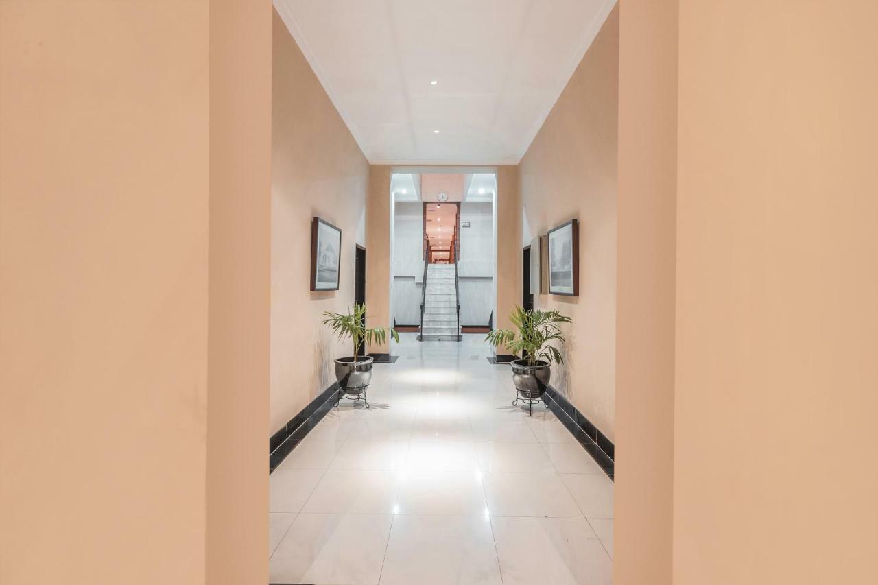 Capital O 534 Sriwijaya Hotel Jakarta Extérieur photo